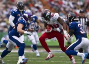 PG世界杯2026-深圳队险胜鹈鹕，霍勒迪高光表现引爆全场