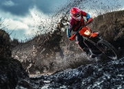 PG电子试玩-智利对阵厄瓜多尔，南美足球的硬仗传统与贝林厄姆的硬仗之王启示